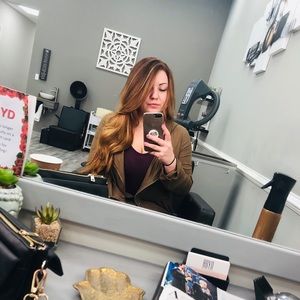 Meet your Posher, Amanda